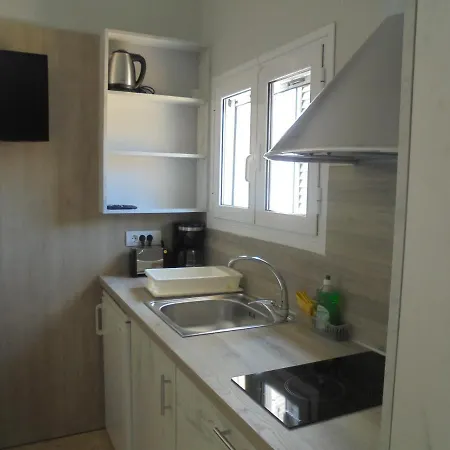 Apartment Ourania *