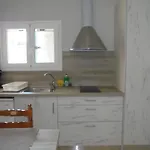 Ourania Apartment *